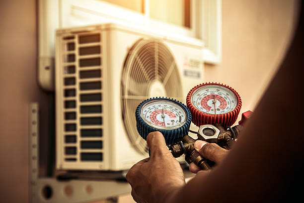 Professional Hvac technician working in Midlothian, VA